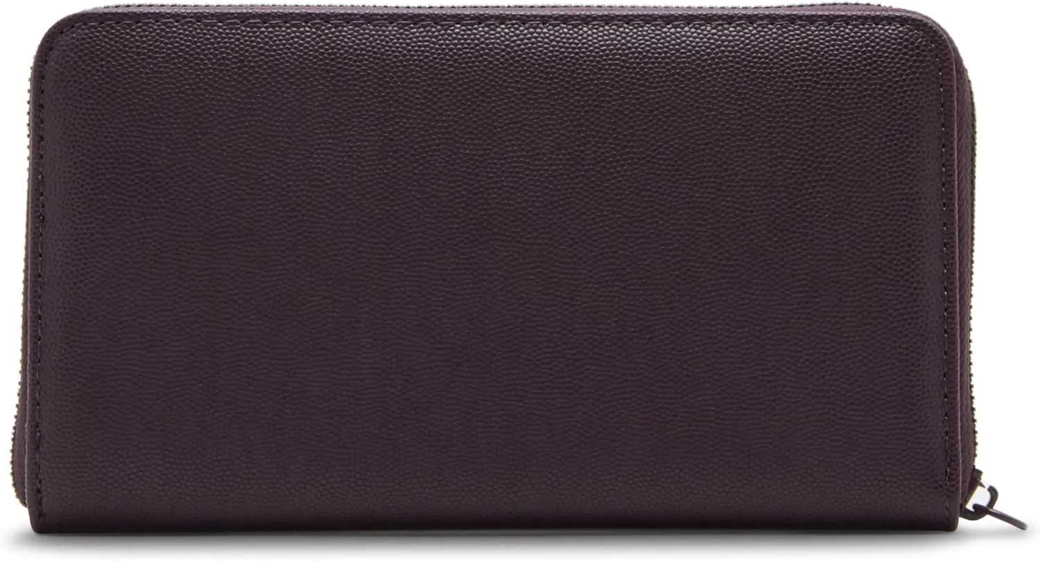 Betsey Johnson Xozipp Zip Around Wristlet Wallet