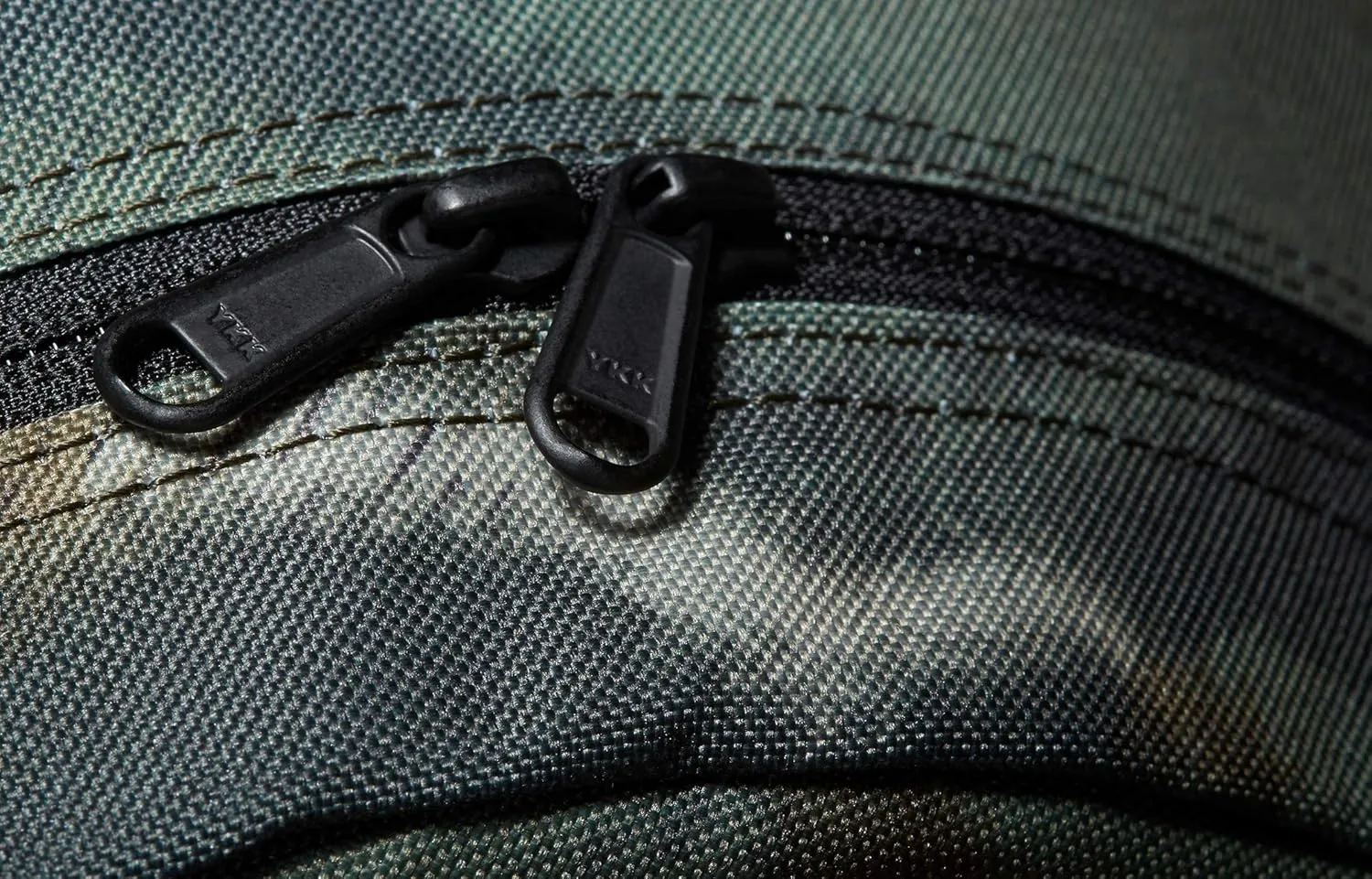 Dakine 247 Pack 24L - Olive Ashcroft Camo, One Size