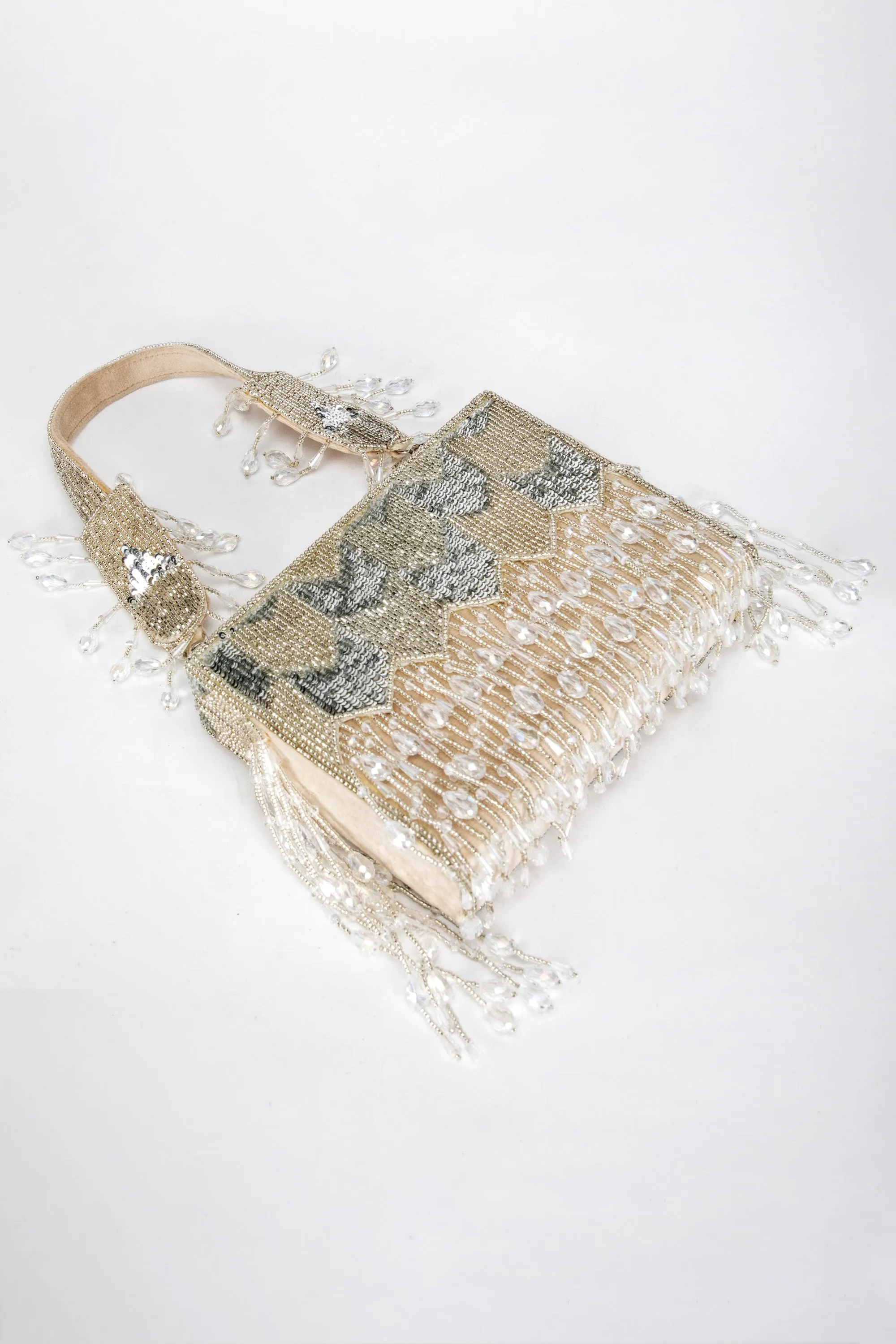 Dishi Clutch – Silver
