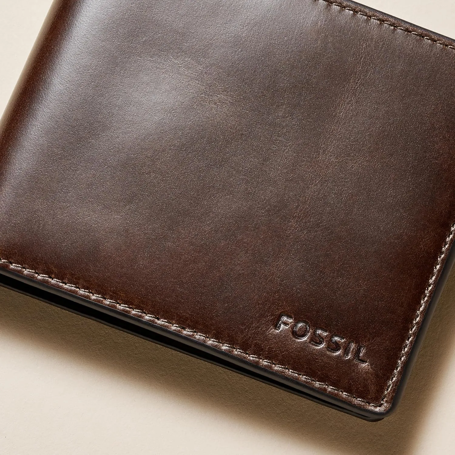 Fossil Men's Derrick RFID-Blocking Leather Bifold Wallet with Flip ID Window
