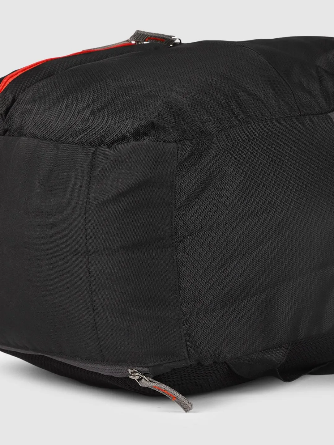 Gear Unisex Black Journey Backpack With Raincover