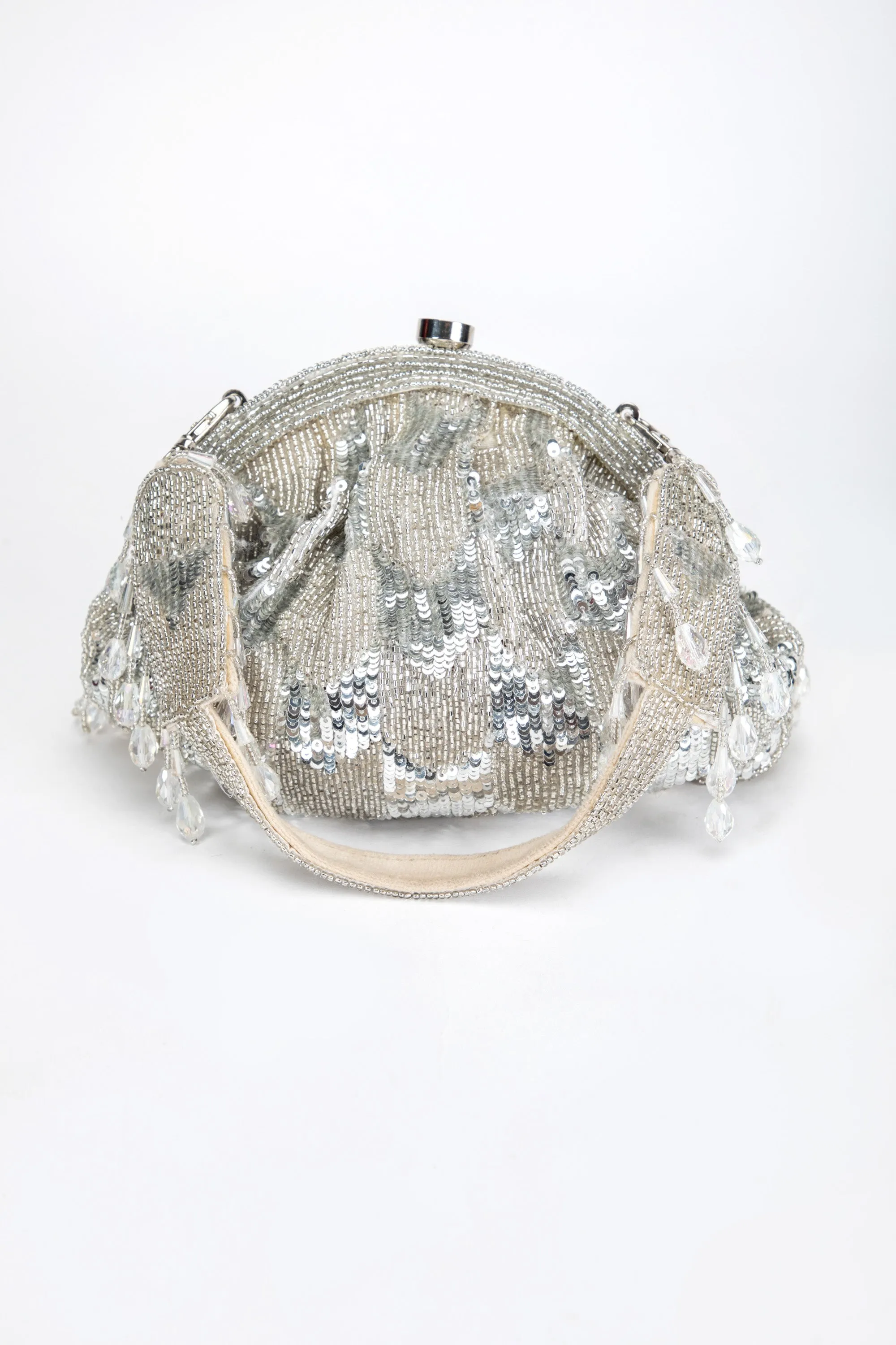 Hrutvy Clutch – Silver