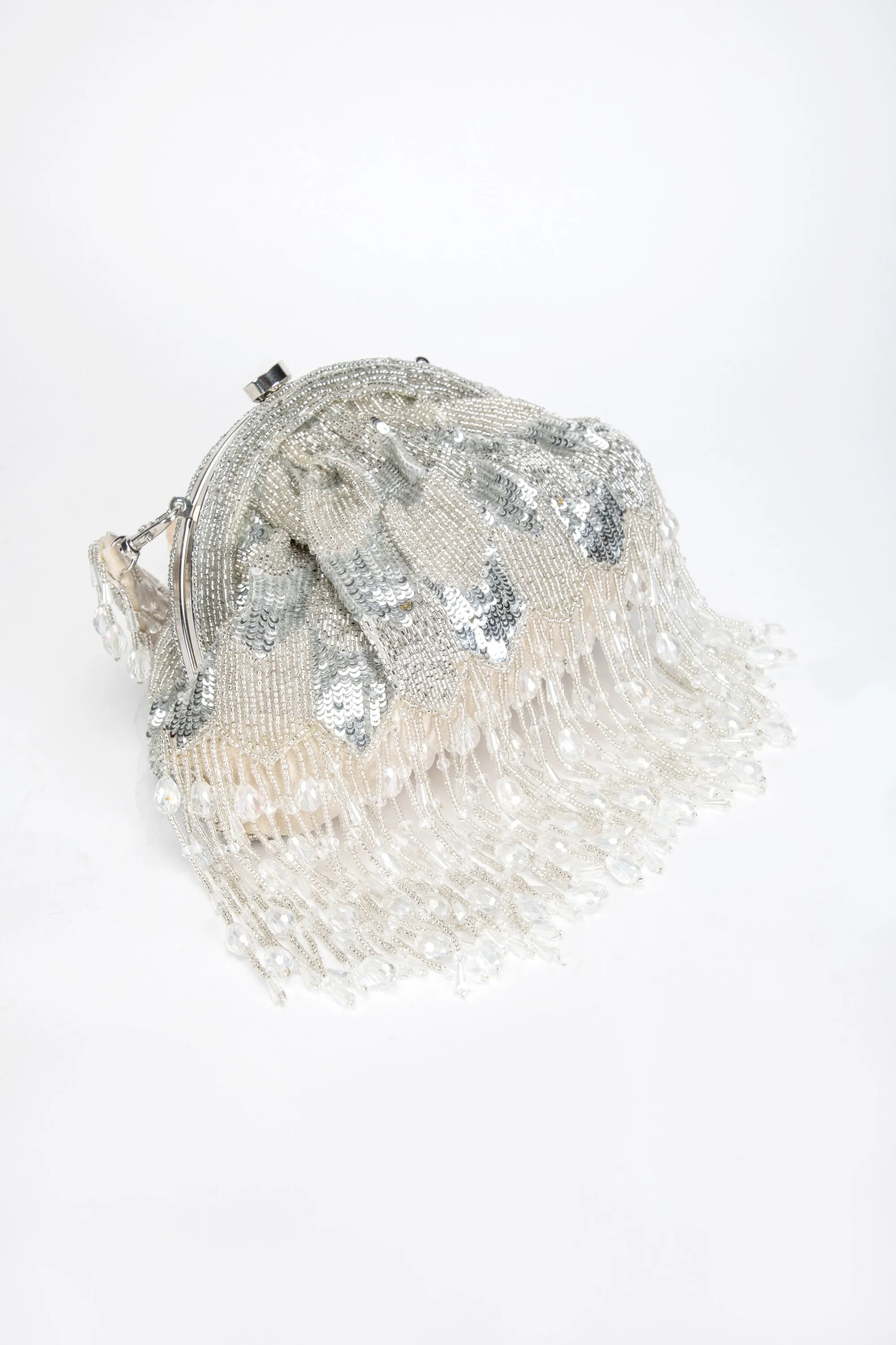 Hrutvy Clutch – Silver