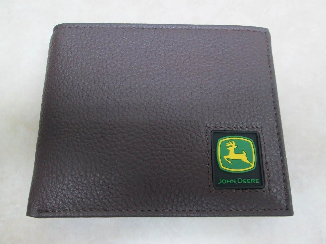 John Deere Men's Passcase Wallet