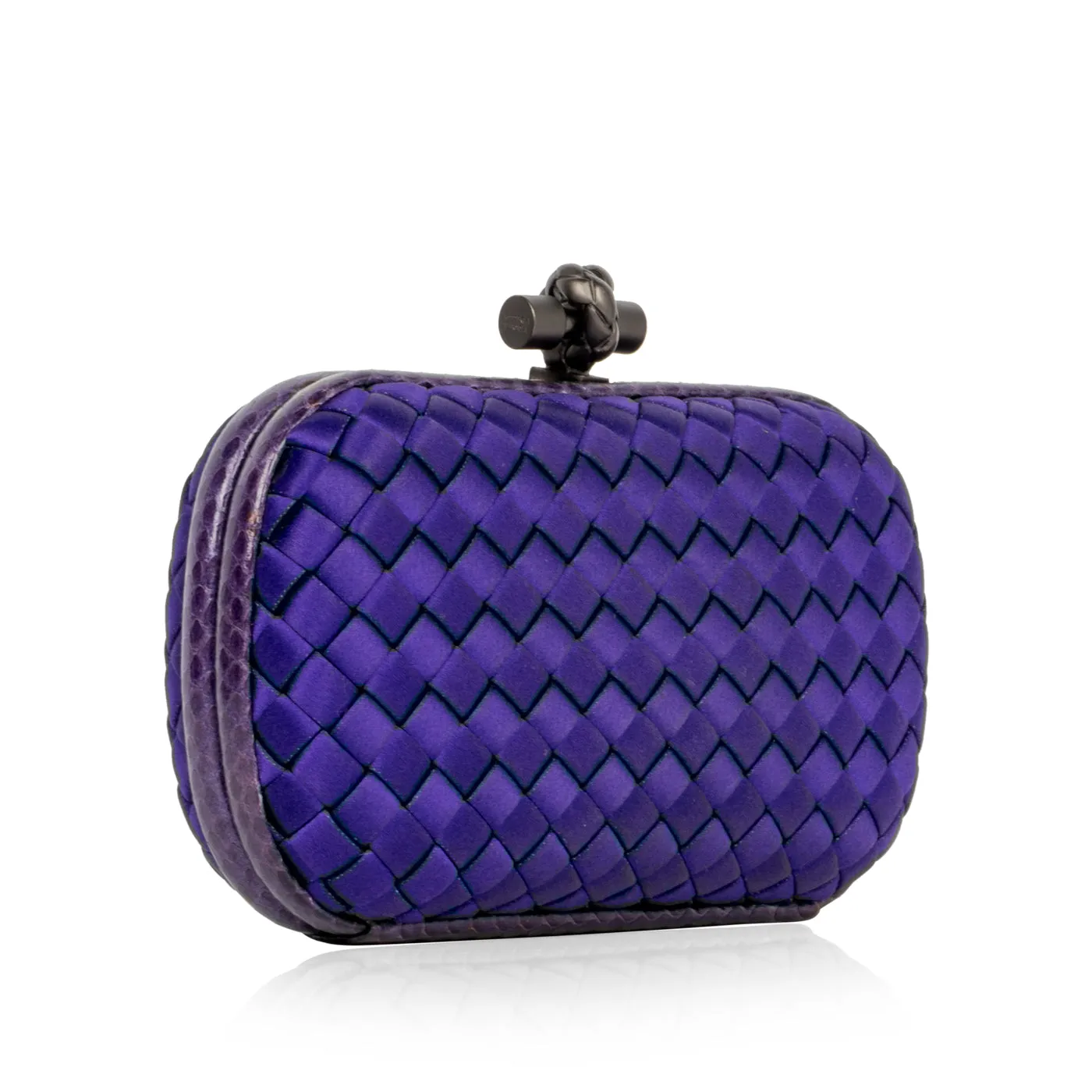 Knot Clutch