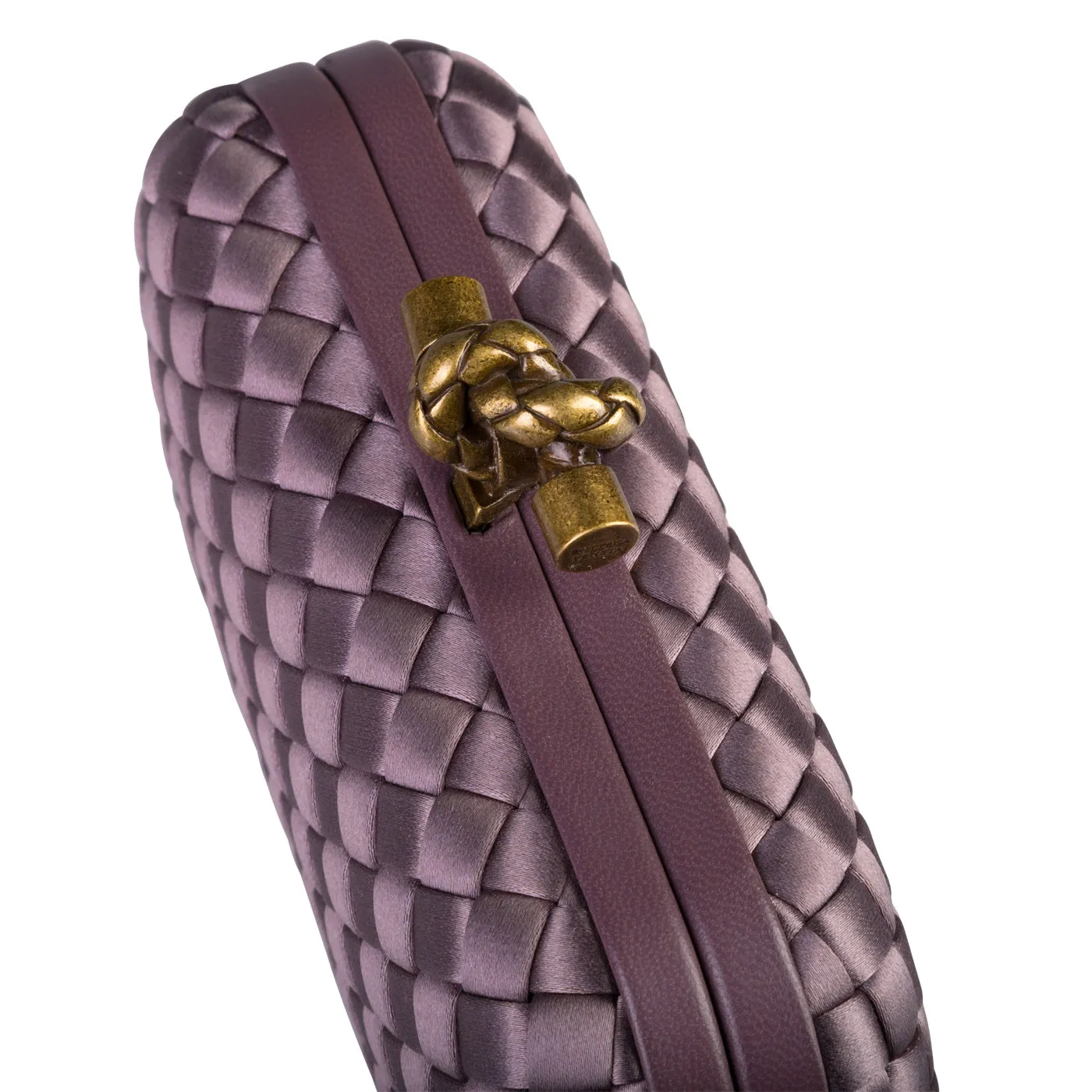 Knot Clutch