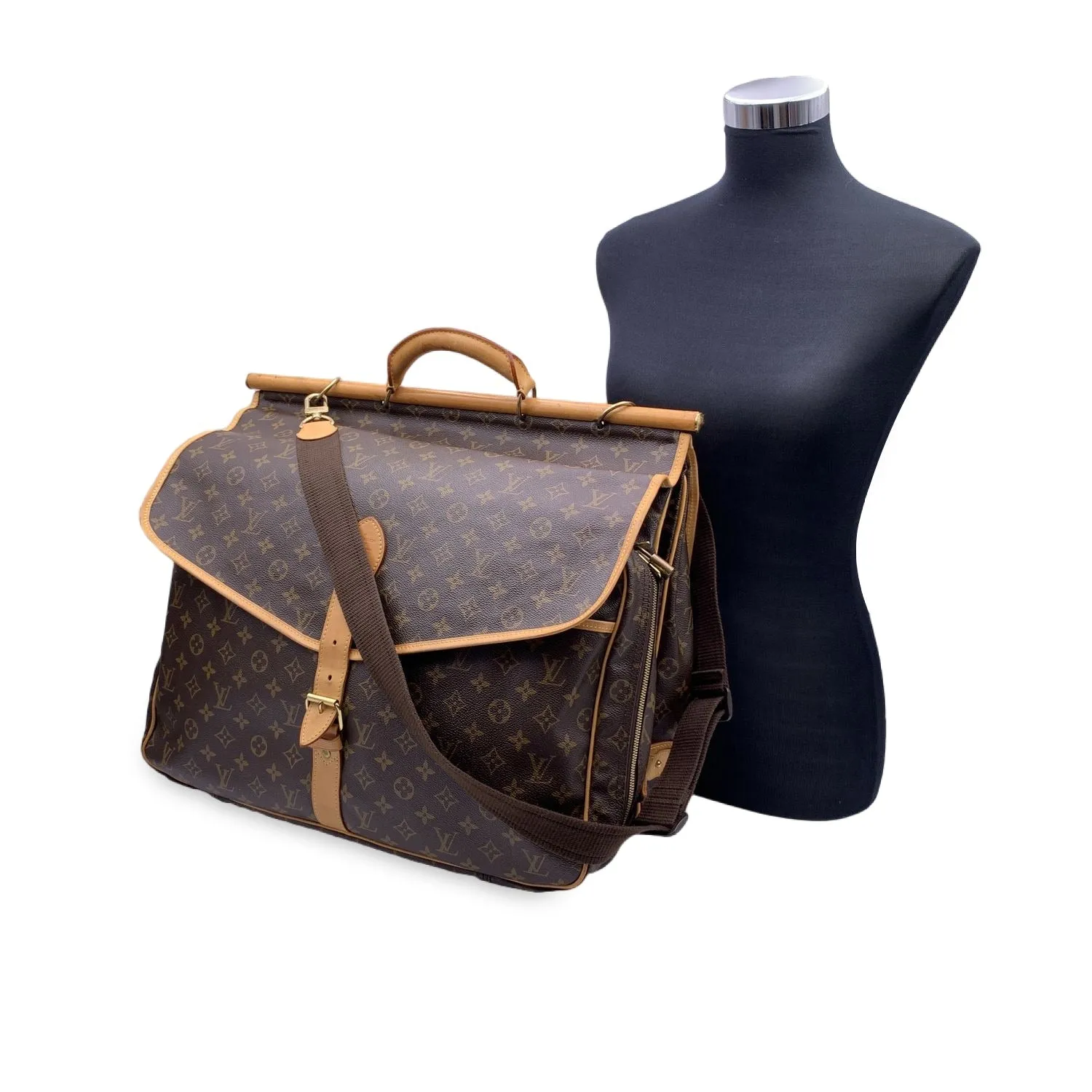 LOUIS VUITTON Vintage Monogram Canvas Garment Bag Chasse M41140