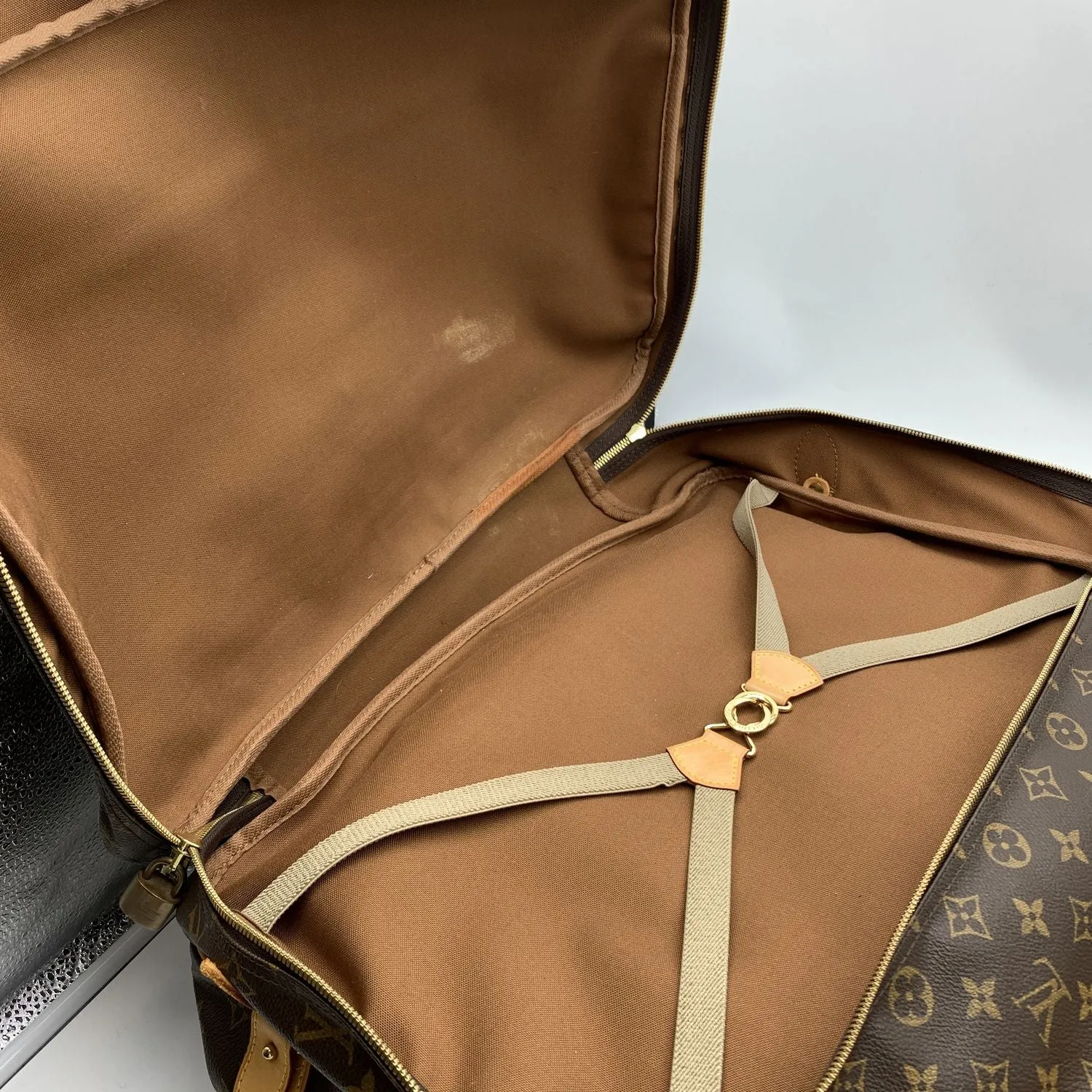 LOUIS VUITTON Vintage Monogram Canvas Garment Bag Chasse M41140