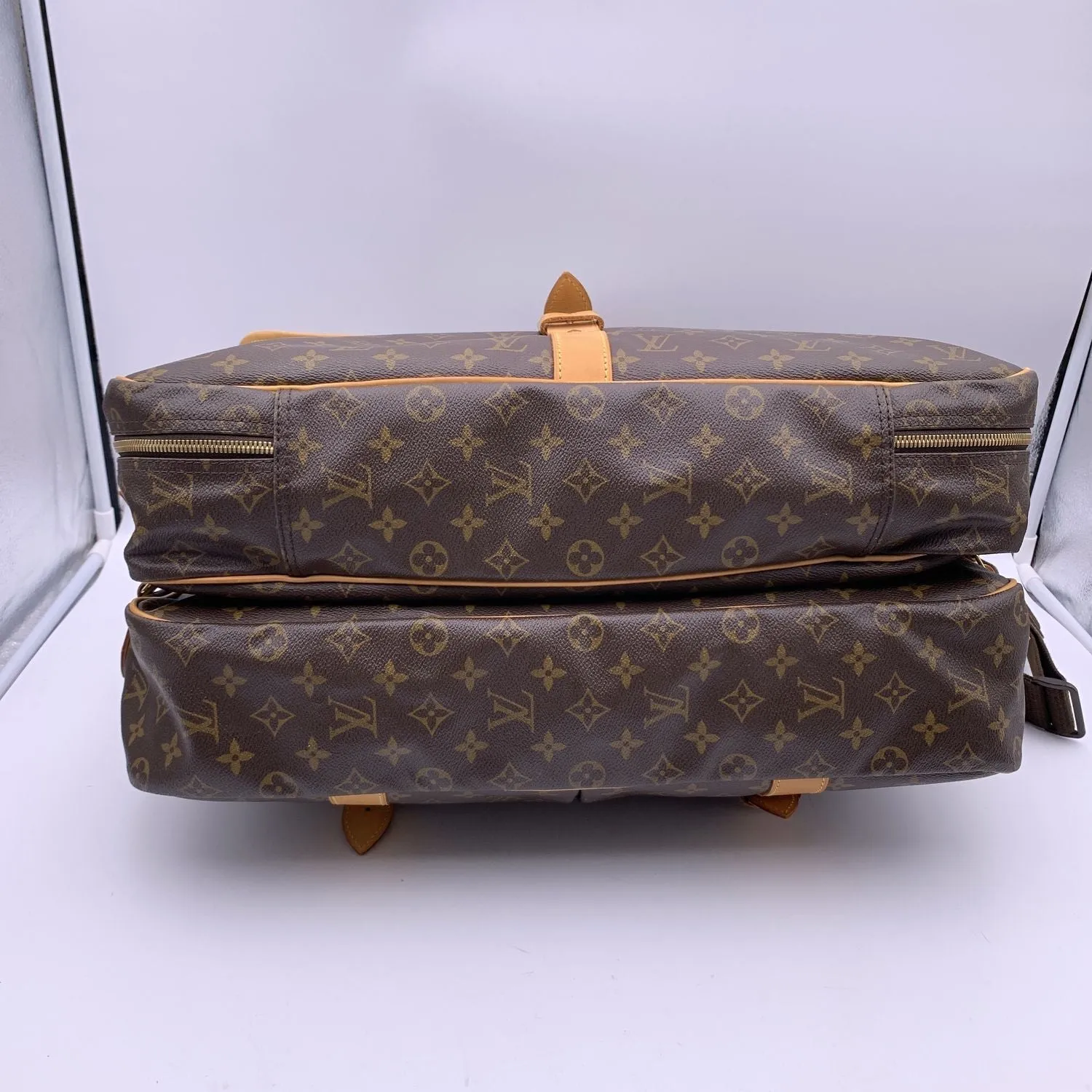 LOUIS VUITTON Vintage Monogram Canvas Garment Bag Chasse M41140