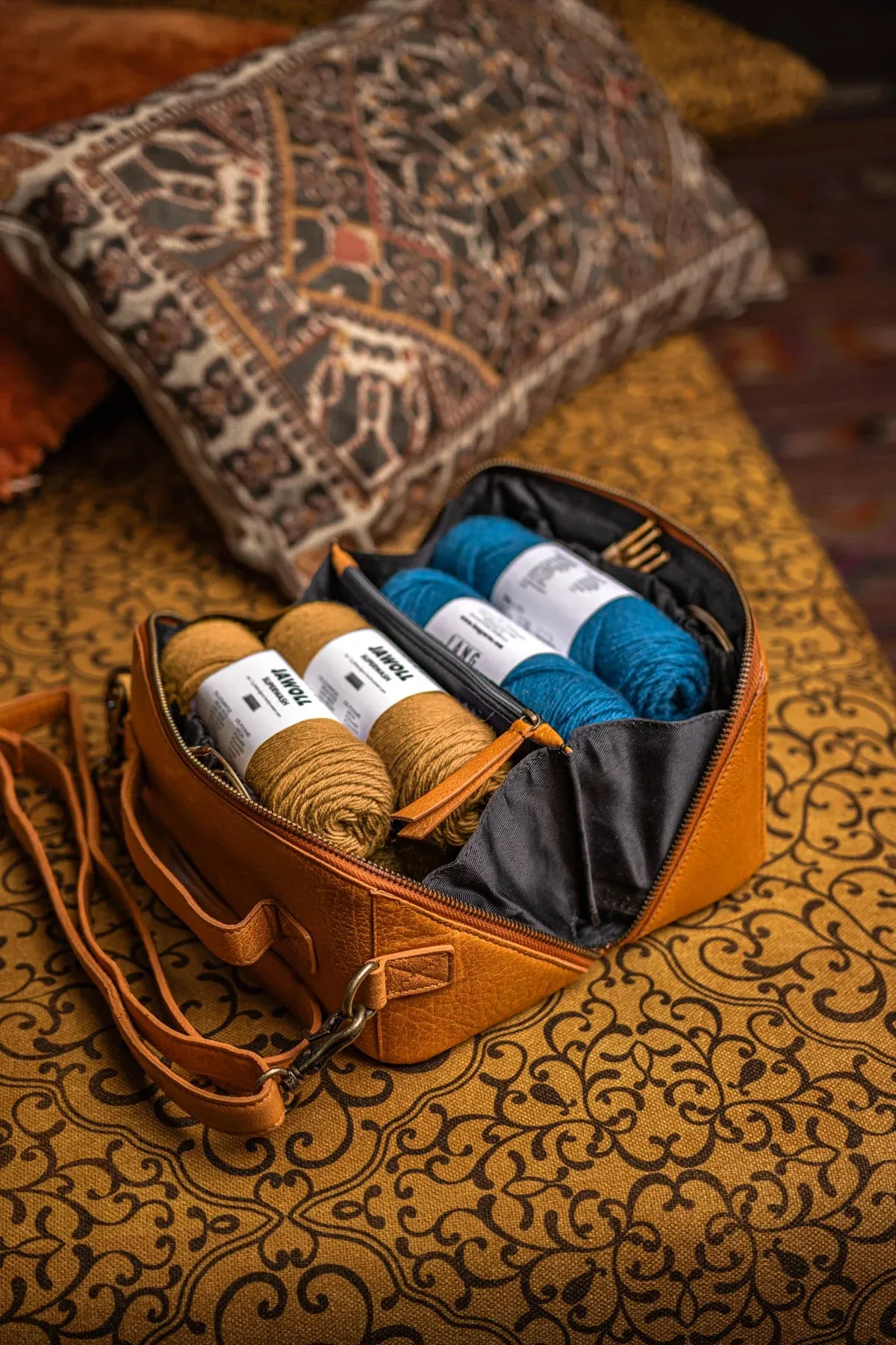 MUUD Cleo Crossbody Bag