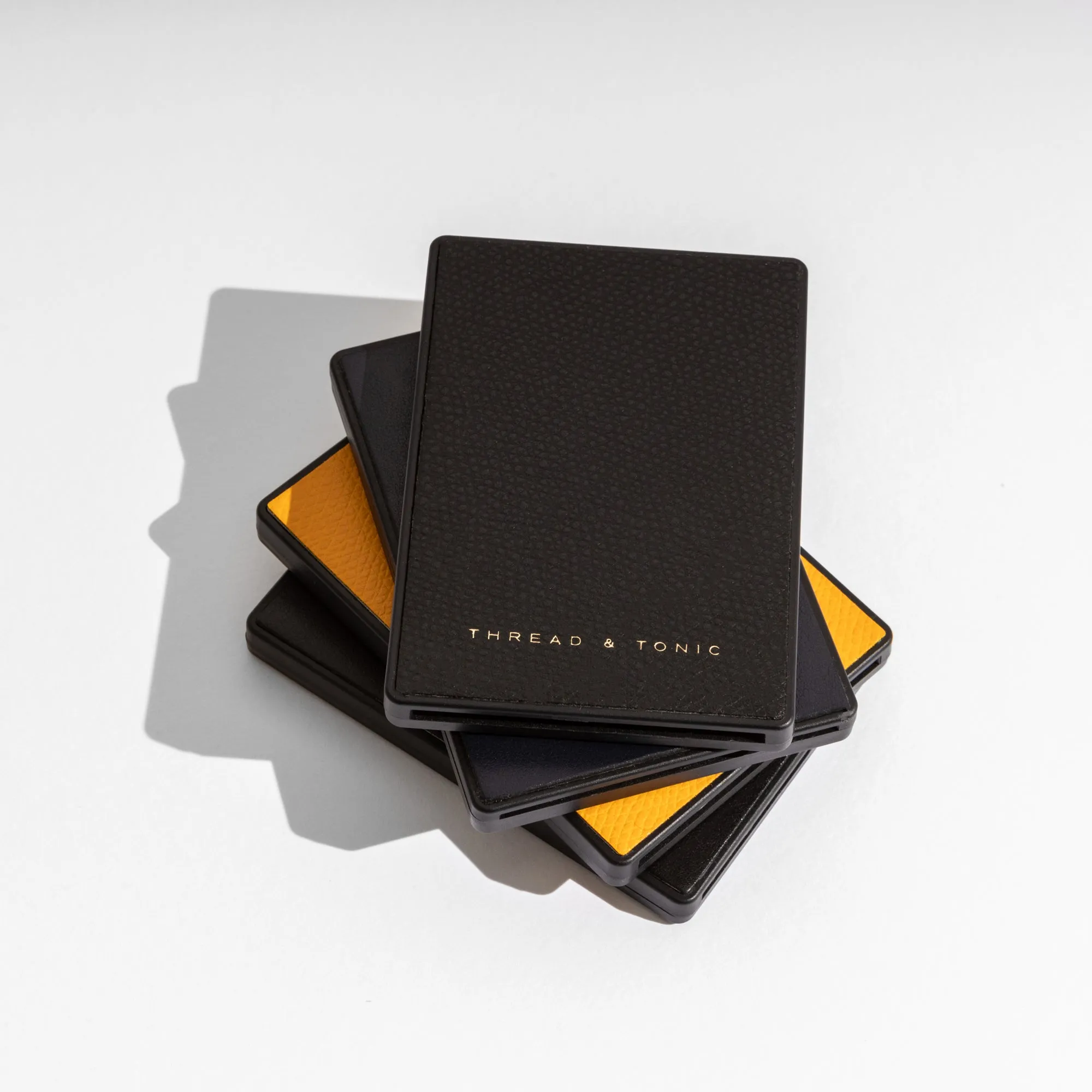 THE FLIP CARD HOLDER