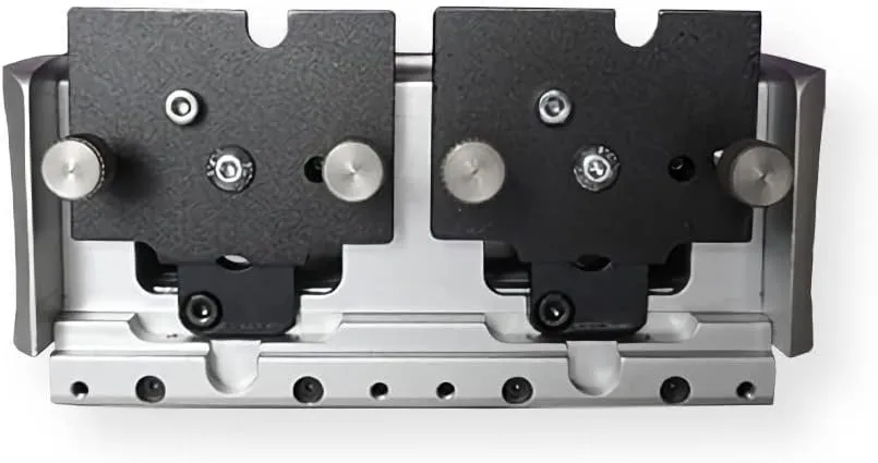 VACHT Twin Vertical Action Replacement Head, Head only, Not Supplied with Blade Holders; For use with Evolution E2, Sabre S2 and Integra Series Cutters