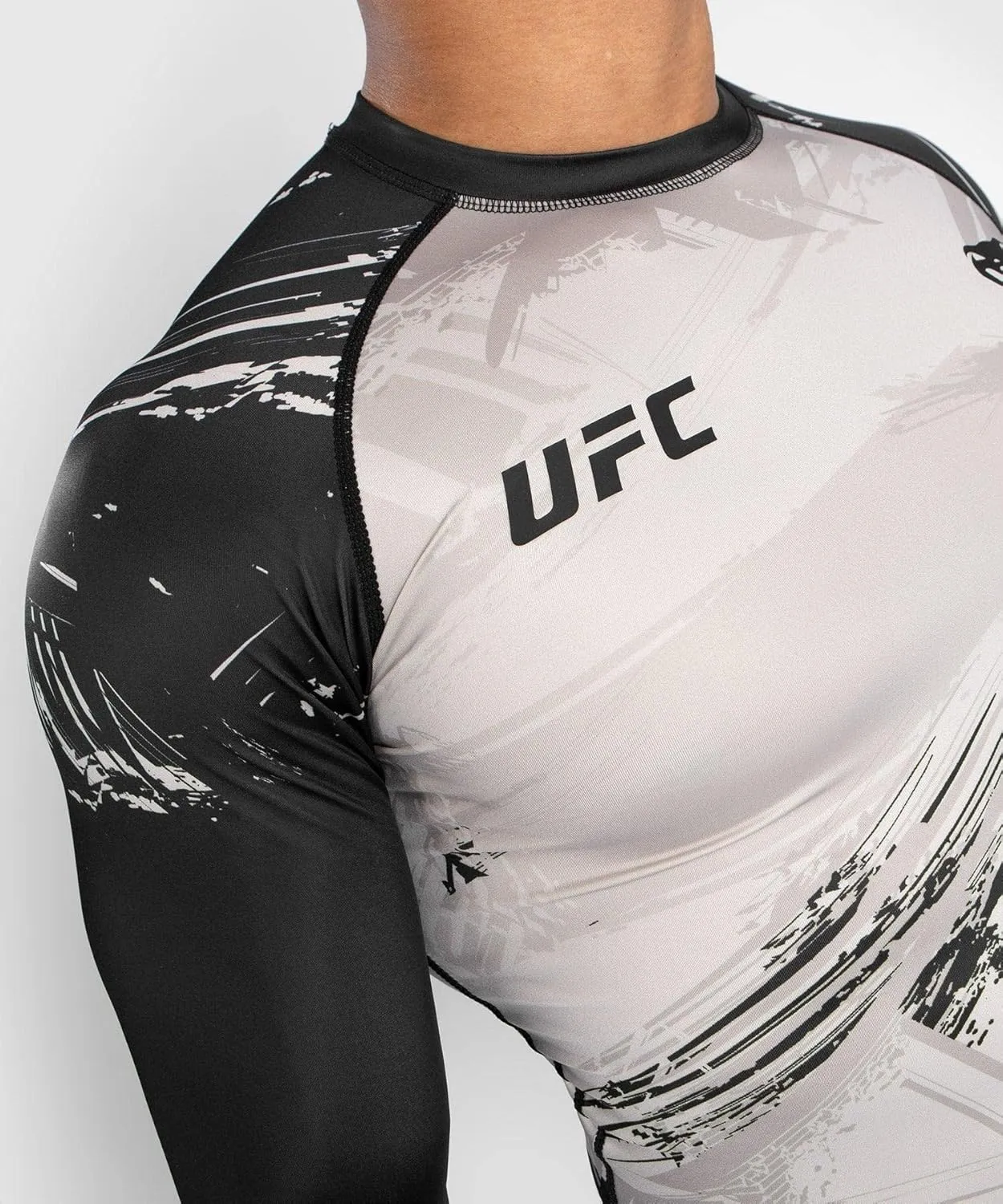 Venum Men's Standard Rashguard