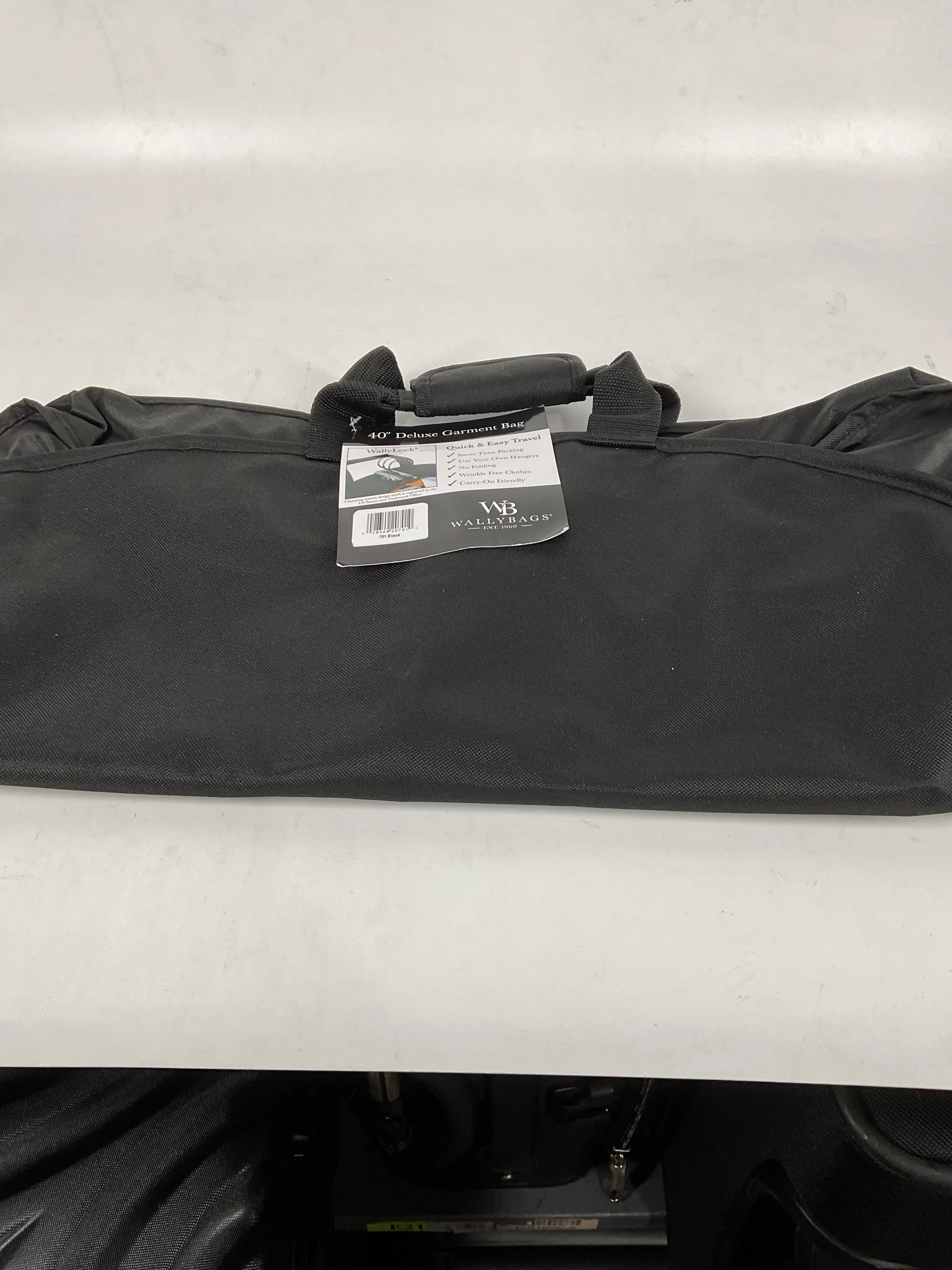 WallyBags® 40” Deluxe Travel Garment Bag Black 40 Inch U5